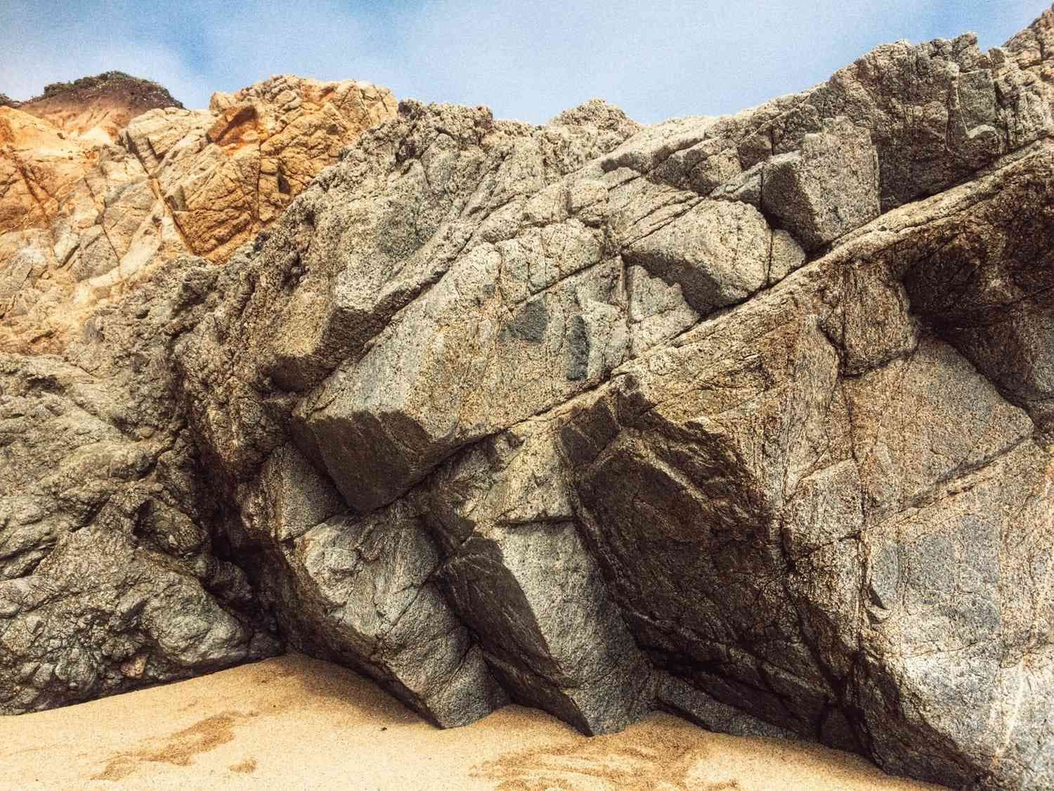 wheathering in rocks.jpg